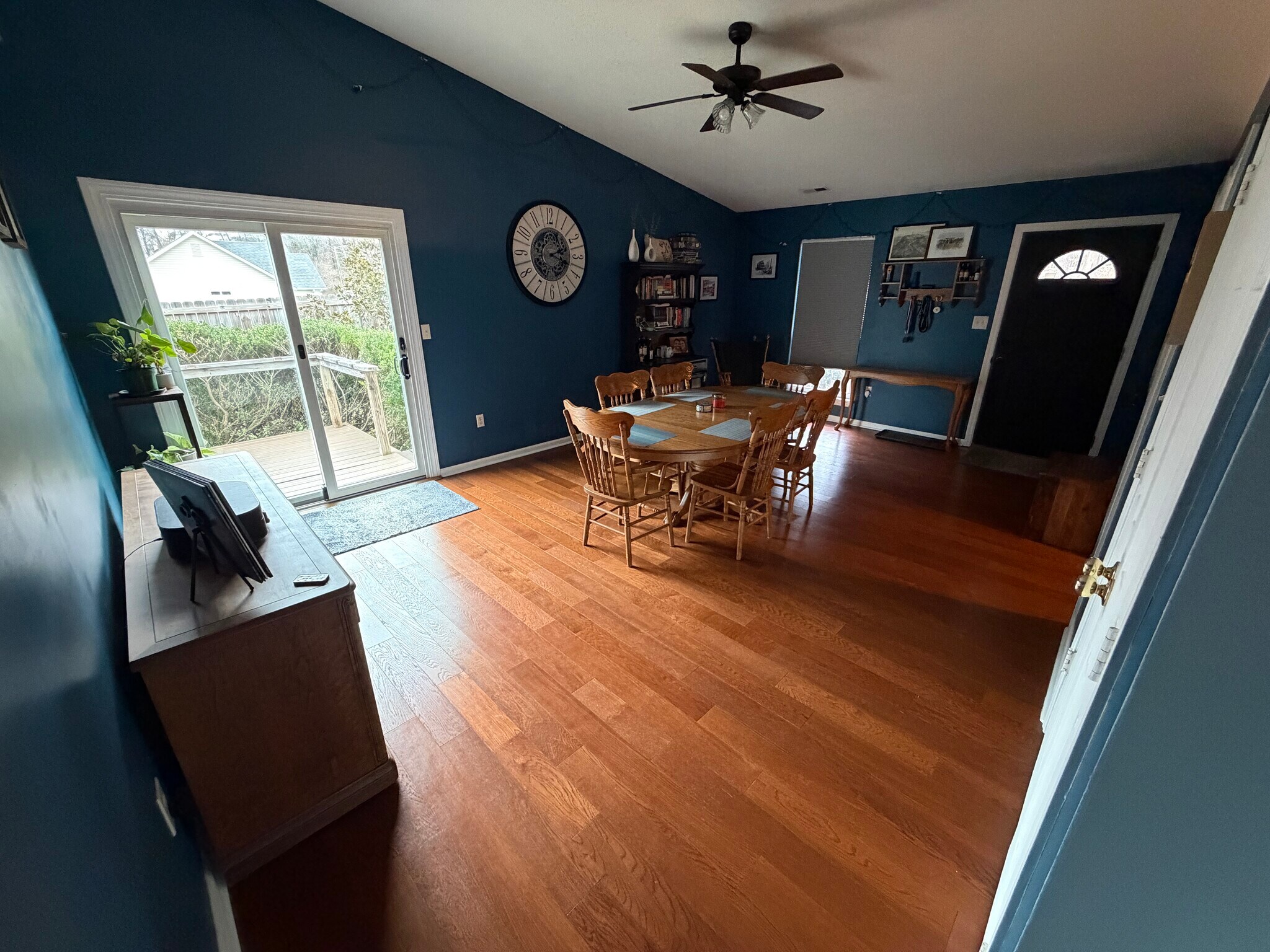 Building Photo - 8731 Stoneface Rd