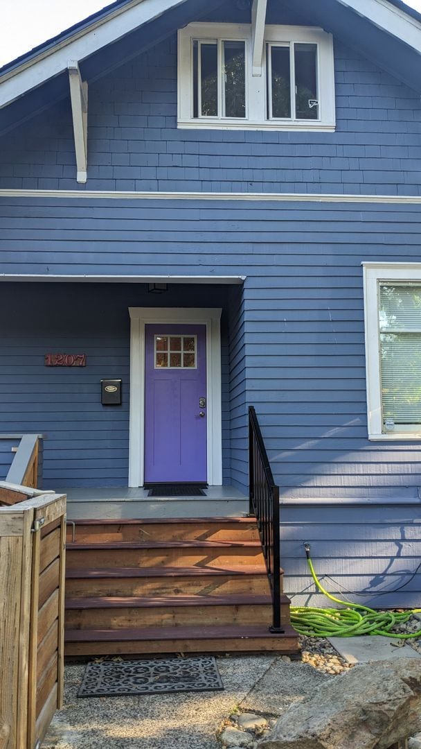 Building Photo - Roosevelt District 2 Bedroom Home
