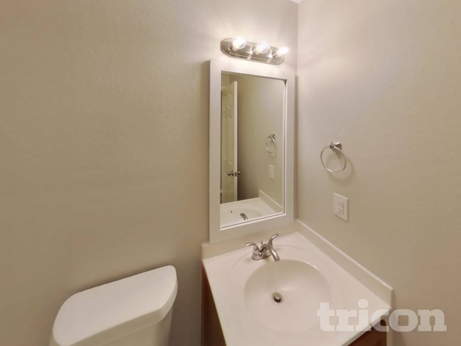 Building Photo - 1317 Gayle St