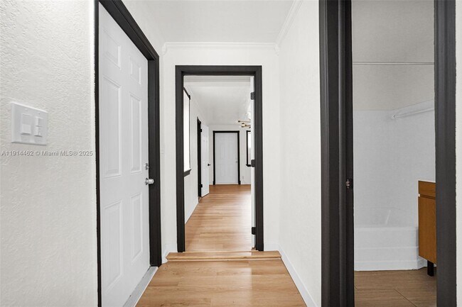 Building Photo - 12287 NE 7th Ave