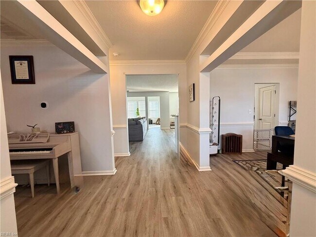 Building Photo - 937 Arrowleaf Way