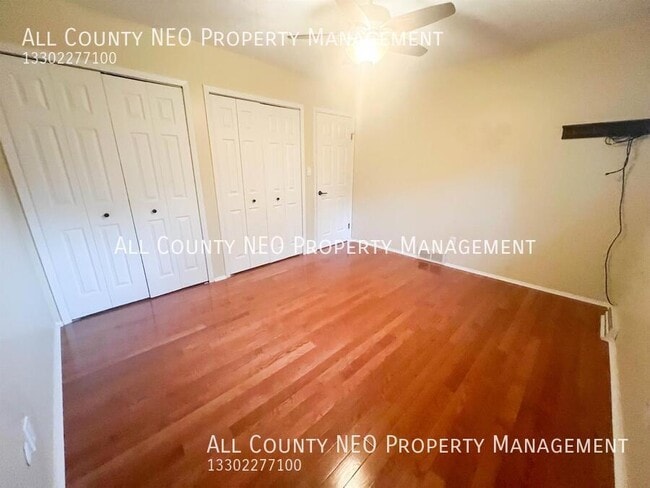 Building Photo - 8988 Birchwood Dr