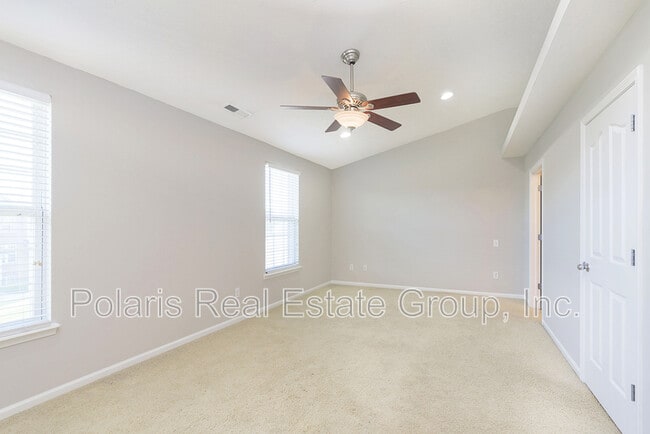 Building Photo - 8333 Clayhurst Dr
