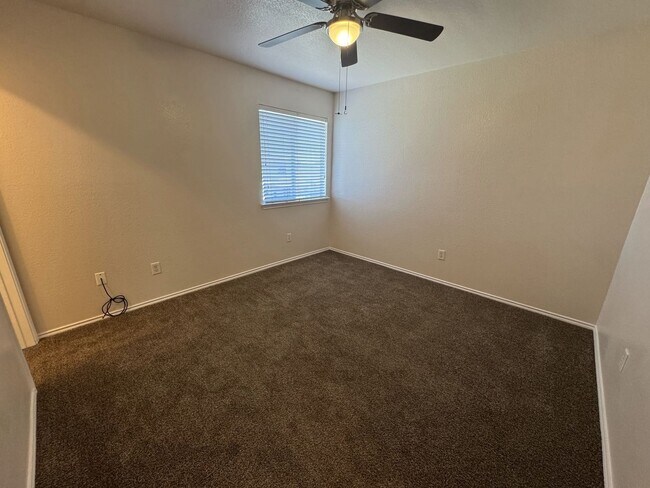 Building Photo - 5203 Causeway Ct