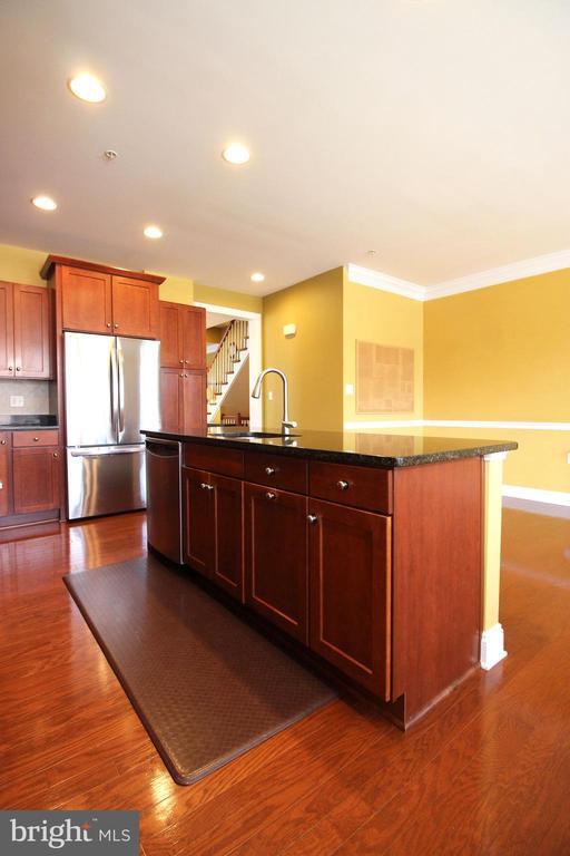 Building Photo - 421 N George Mason Dr