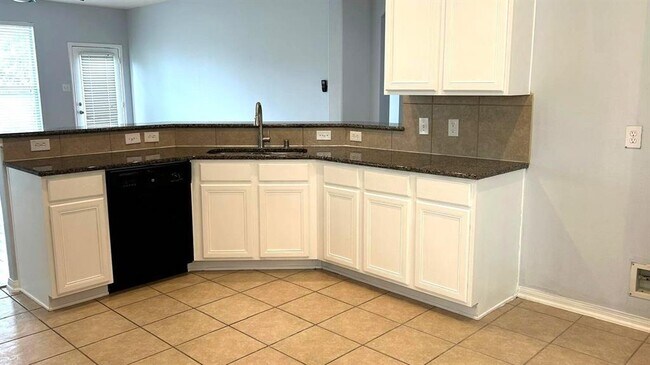 Building Photo - 8106 Saragosa Blue Ln