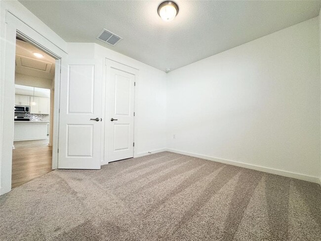 Building Photo - 7604 Purple Drop Bnd