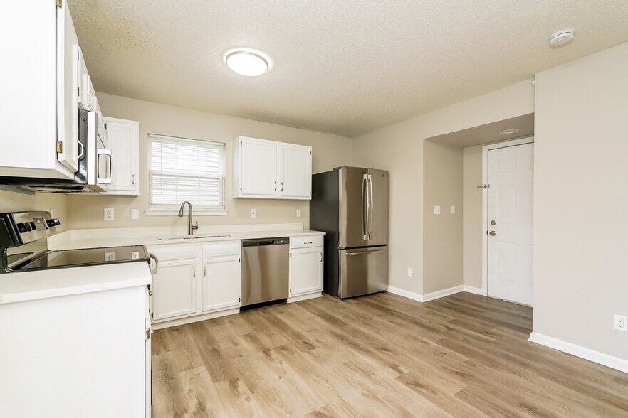 Building Photo - 8129 Maple Stream Ln