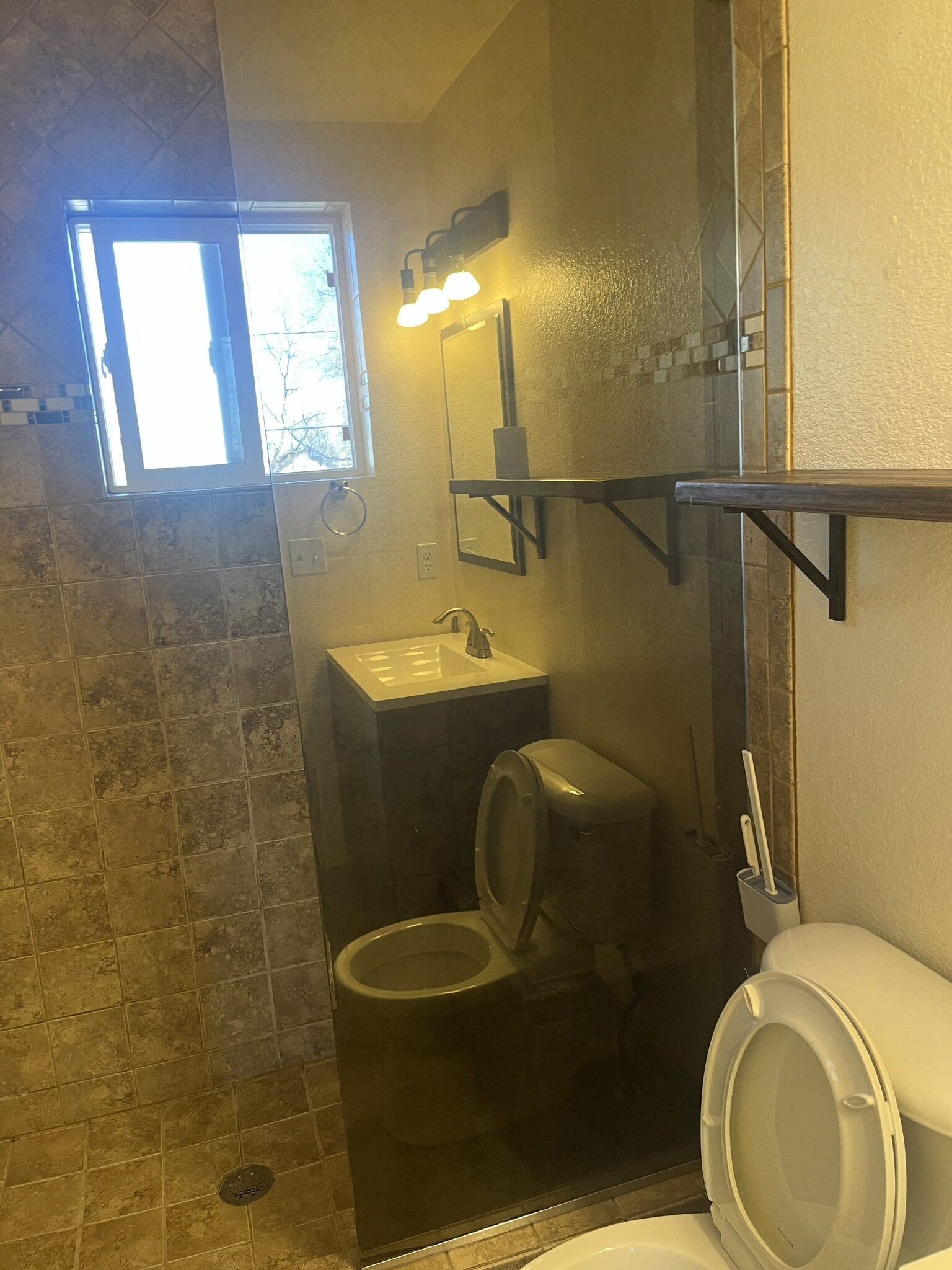 Building Photo - 708 Lowell Blvd