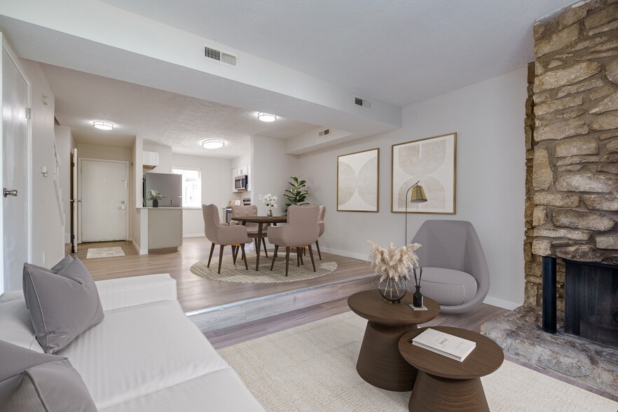 Building Photo - Maple Oaks