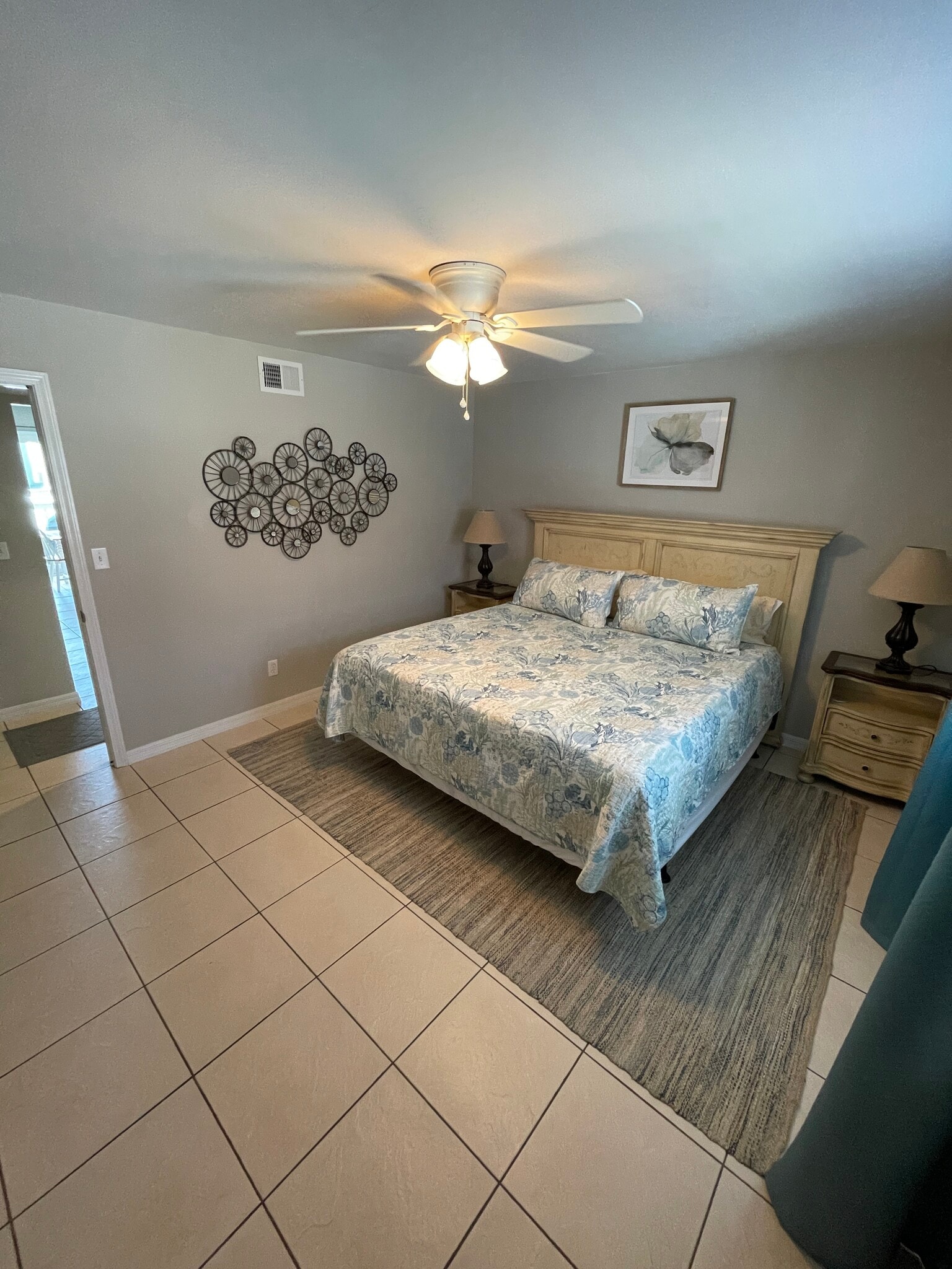 Bedroom - 1650 Via de Luna Dr