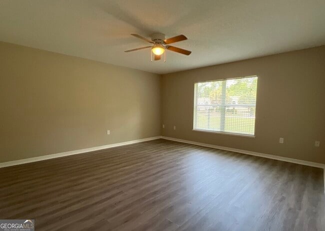 Building Photo - 405 Brooklet Cir