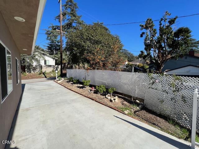 Building Photo - 4730 Rosemont Ave