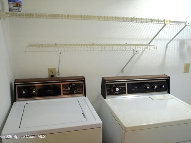 Building Photo - 9012 Scarsdale Ct