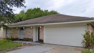 Building Photo - 430 Mistywood Dr
