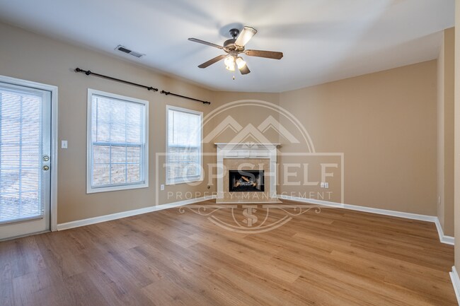 Building Photo - 32 Brookvalley Ct W