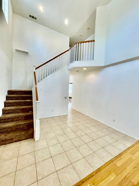 Building Photo - 179 Alabaster Loop