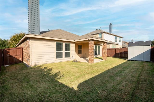 Building Photo - 1024 Lake Hollow Dr