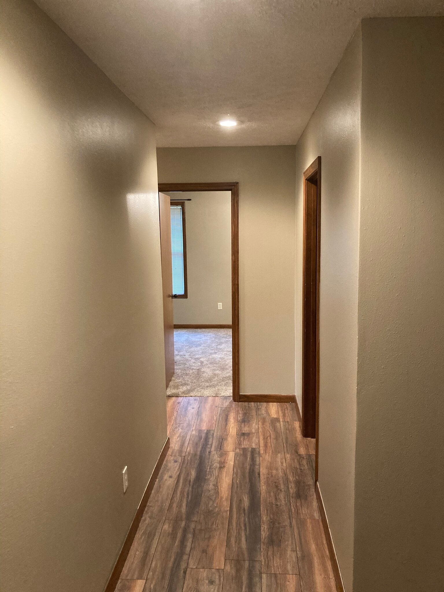Building Photo - 502 Pepper Hill Dr
