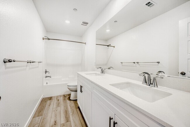 Building Photo - 773 Fallen Phoenix St