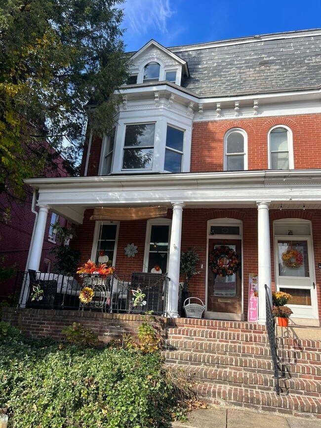 Primary Photo - 725 Pennsylvania Ave