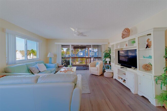 Building Photo - 911 Harbour House Dr