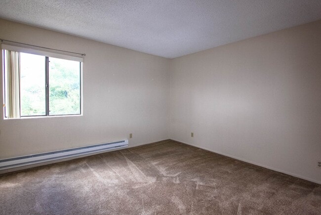 Building Photo - Granite Creek Condominium - APPLICATION PE...