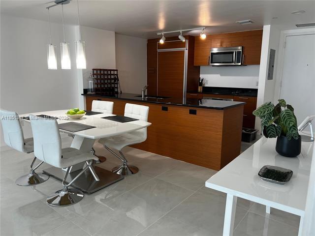 Building Photo - 50 Biscayne Blvd