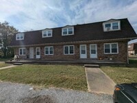 Building Photo - 102 Barcelona Ct