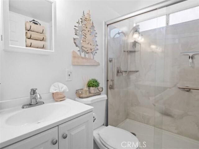 Building Photo - 1056 Sierra Ave