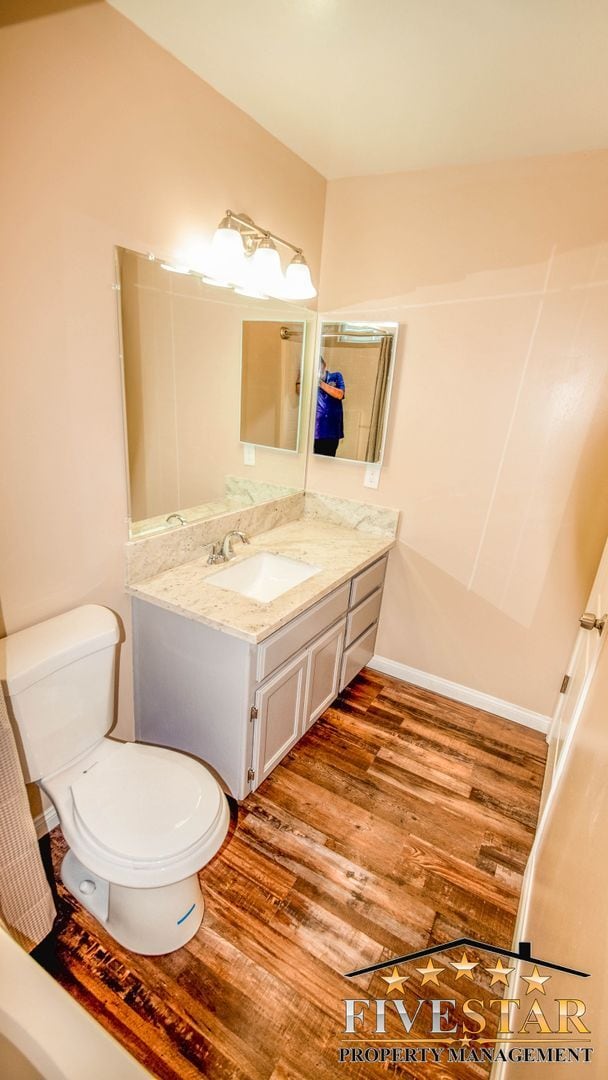 Building Photo - House for Rent in SouthWest Bakersfield