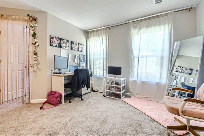 Building Photo - 7805 Rock Rose Ln