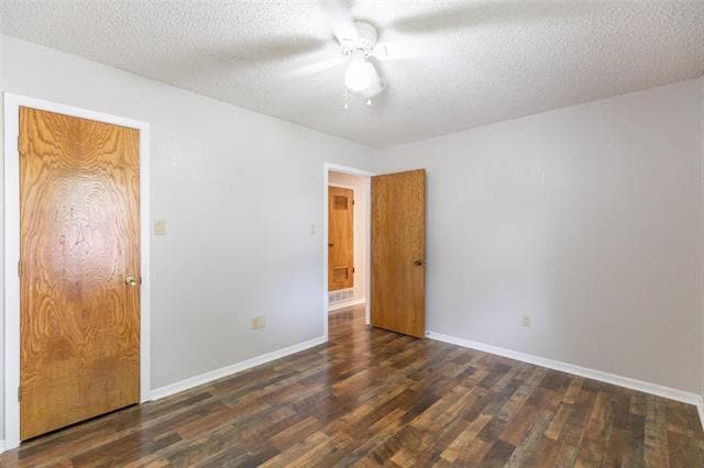 Building Photo - 3826 Crest Way