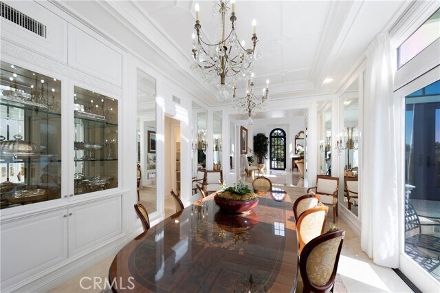 Building Photo - 7 Vista Luci