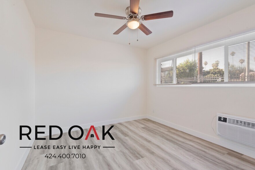 Building Photo - 14766 Delano St