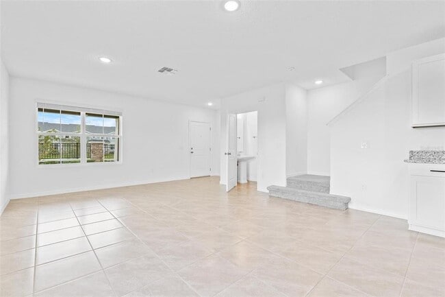 Building Photo - 14942 WINDFLOWER Aly