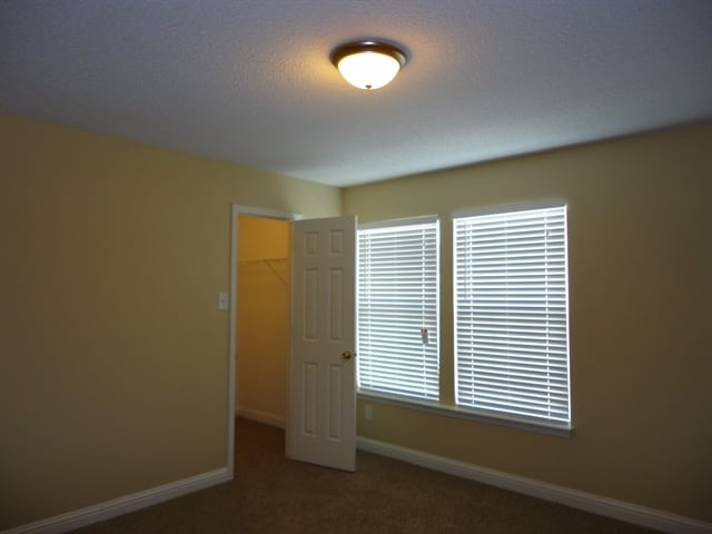 Building Photo - 12587 Majestic Way