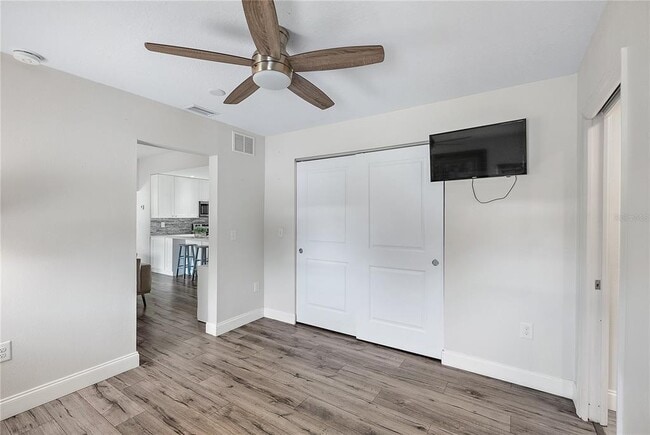 Building Photo - 6631 Bougainvilla Ave S