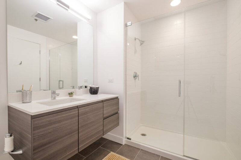 Building Photo - 211 W Hubbard St