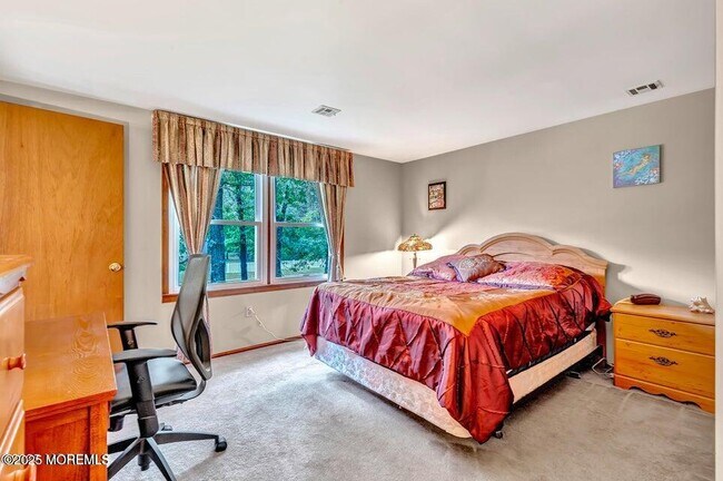 Building Photo - 718 E Veterans Hwy