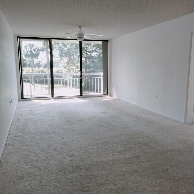 Building Photo - 2791 Village Blvd