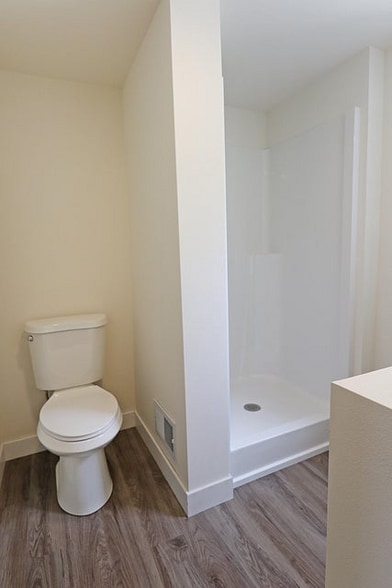 Building Photo - 1602 N 8th St