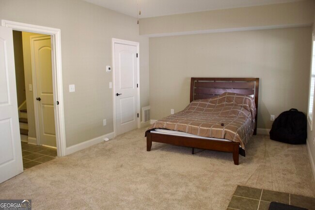 Building Photo - 2559 Willow Fld Xing