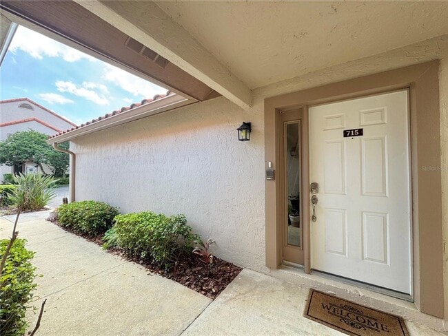 Building Photo - 715 Magnolia Pl