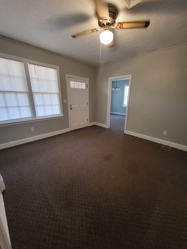 Building Photo - Remodeled 2 Bedroom 1 Bath Brick Duplex