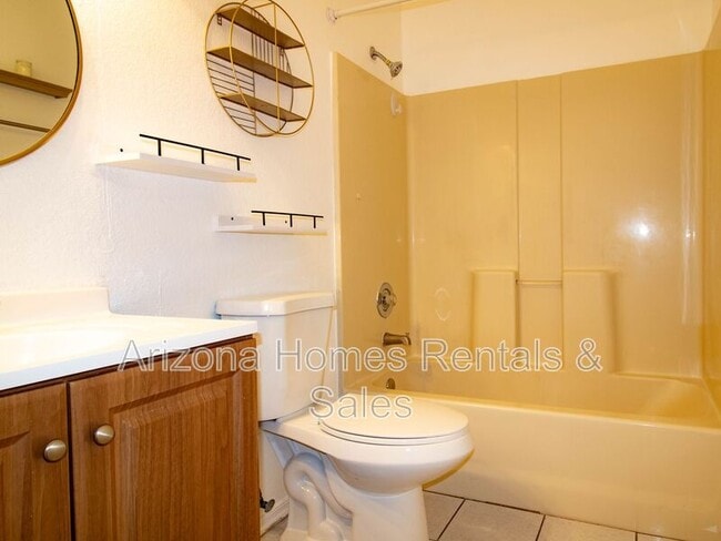 Building Photo - 1775 Ruta Caravela