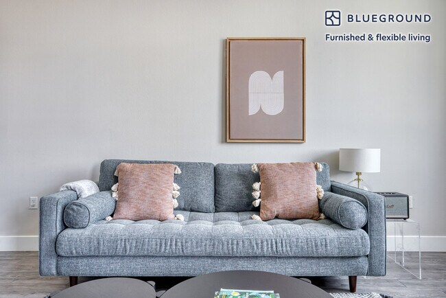 Building Photo - 299 Franklin St