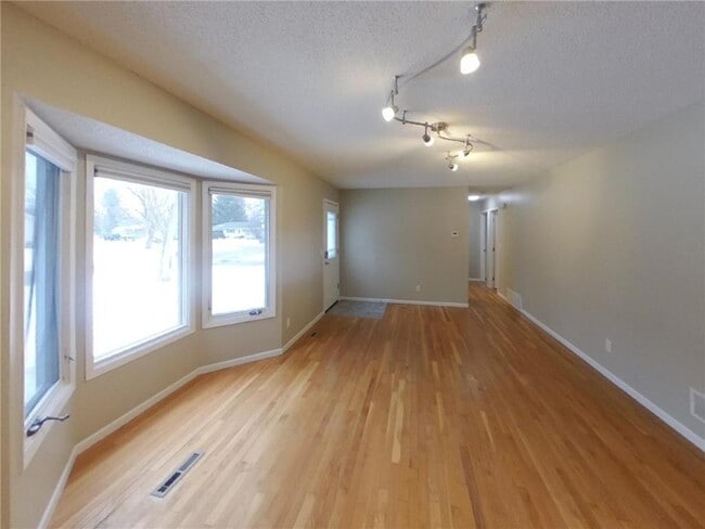 Building Photo - 6680 168th St W