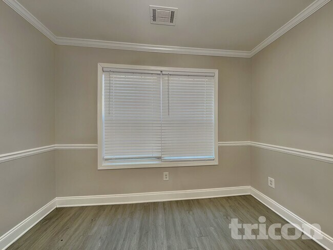 Building Photo - 3540 Stoney Creek Way