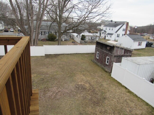 Building Photo - Dracut Beautiful 5 Bedroom Apartment Ready for Occupancy!!